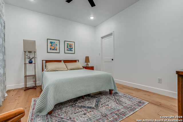 Image 33 of 40 For 211 Gibson Street