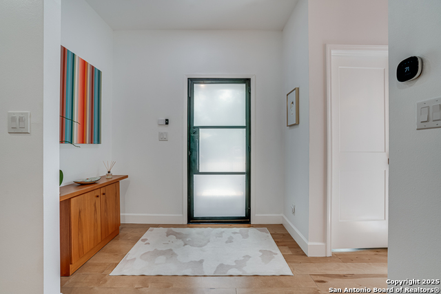 Image 4 of 40 For 211 Gibson Street