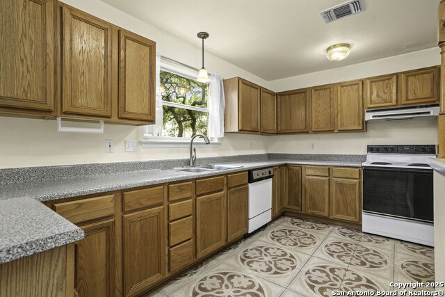 Image 15 of 41 For 26509 Harmony Hills