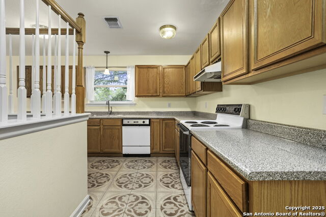 Image 17 of 41 For 26509 Harmony Hills