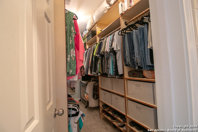 Image 25 of 44 For 24038 Waterhole Ln