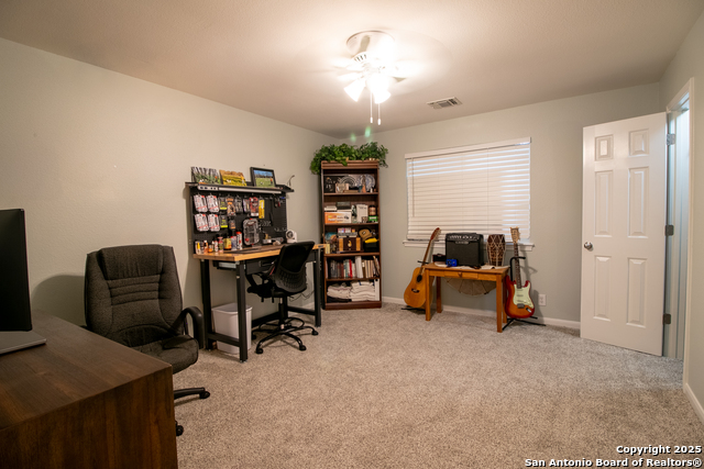 Image 31 of 44 For 24038 Waterhole Ln