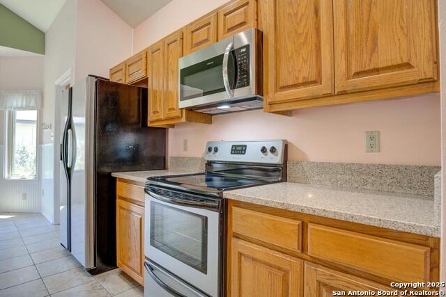 Image 11 of 37 For 201 Cibolo Crossing
