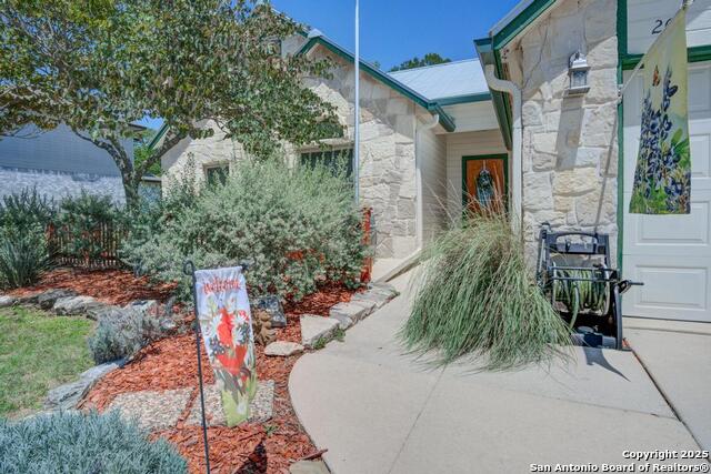 Image 4 of 37 For 201 Cibolo Crossing