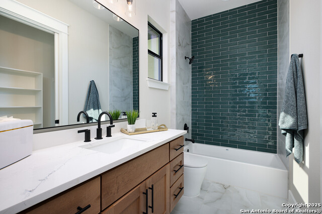 Image 15 of 47 For 439 Junker Hill Dr