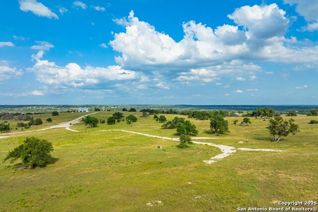 Image 27 of 47 For 439 Junker Hill Dr