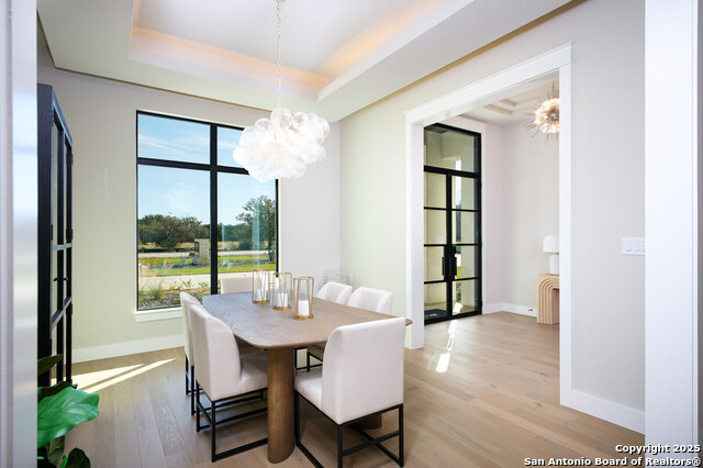 Image 4 of 47 For 439 Junker Hill Dr