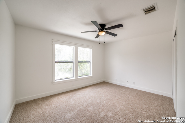 Image 17 of 21 For 7711 Chatsworth
