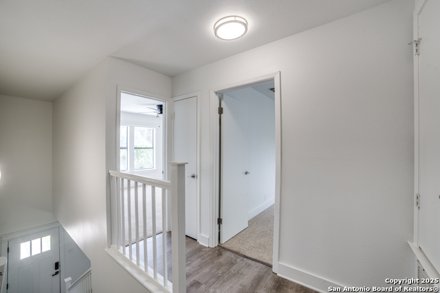 Image 18 of 21 For 7711 Chatsworth