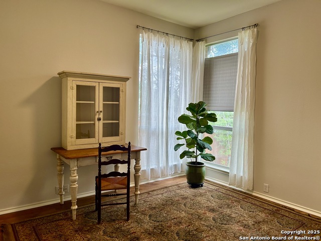 Listing photo id 11 for 12806 Vista Haven