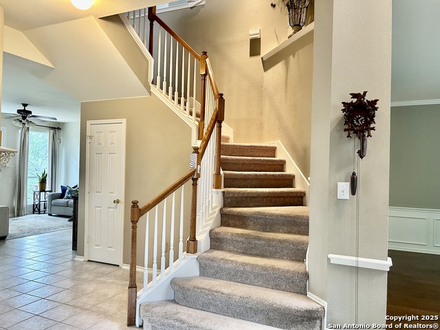 Listing photo id 2 for 12806 Vista Haven