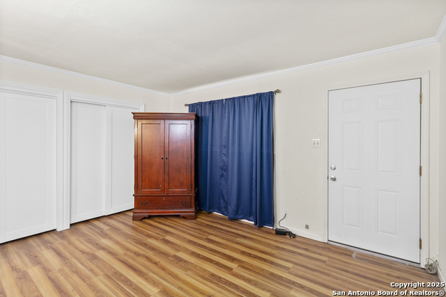 Image 18 of 32 For 609 Oak Park Dr  609