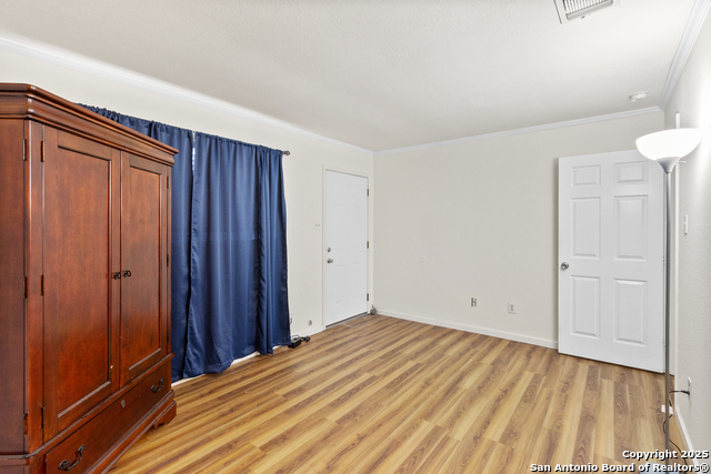 Image 20 of 32 For 609 Oak Park Dr  609