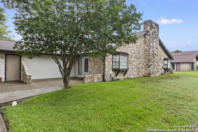 Image 3 of 32 For 609 Oak Park Dr  609