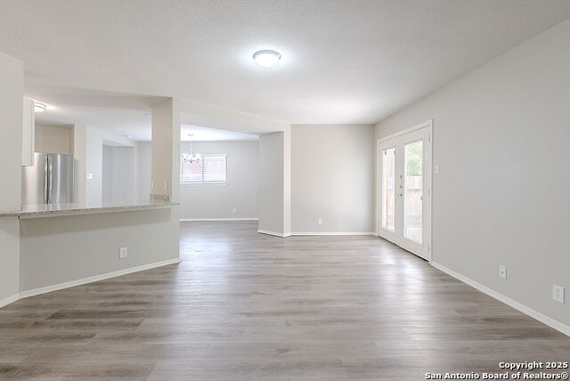 Image 12 of 37 For 7825 Sandpiper Park