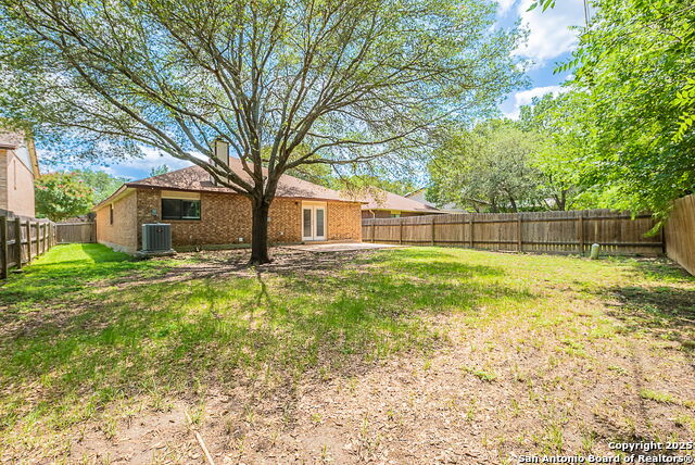 Image 35 of 37 For 7825 Sandpiper Park