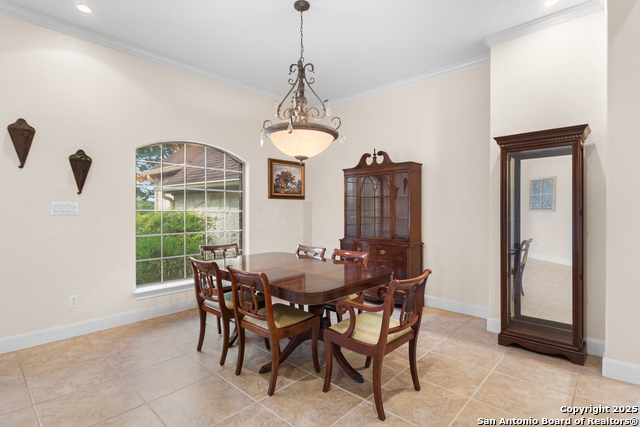 Image 22 of 47 For 106 Oak Meadow Ln