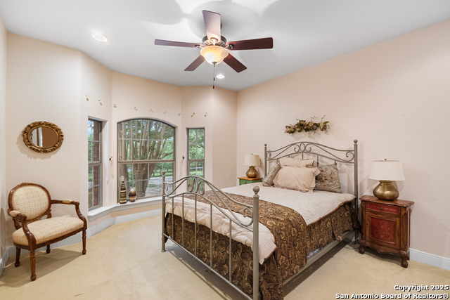 Image 37 of 47 For 106 Oak Meadow Ln