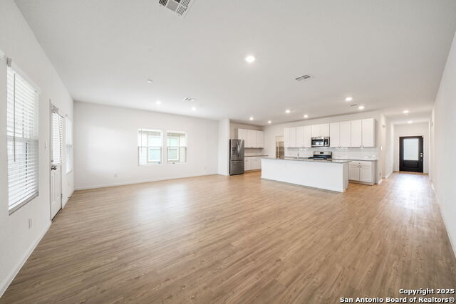 Image 10 of 41 For 6910 Pail Place