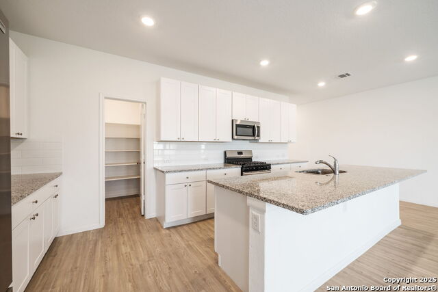 Image 15 of 41 For 6910 Pail Place