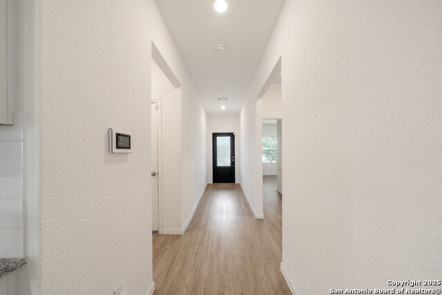 Image 5 of 41 For 6910 Pail Place
