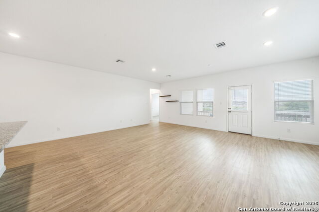 Image 7 of 41 For 6910 Pail Place