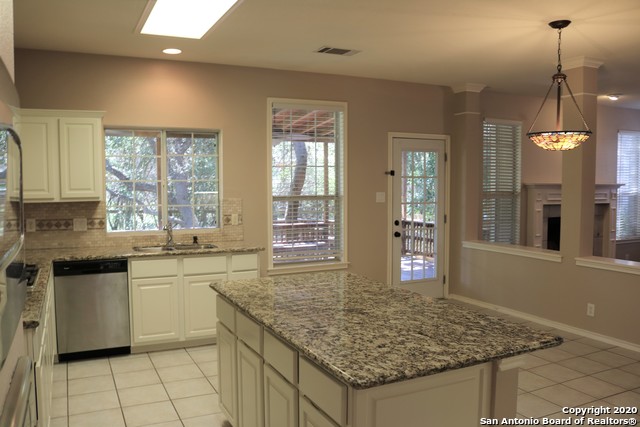 Image 11 of 41 For 18306 Beargrass Ct