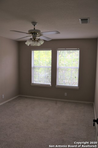 Image 31 of 41 For 18306 Beargrass Ct