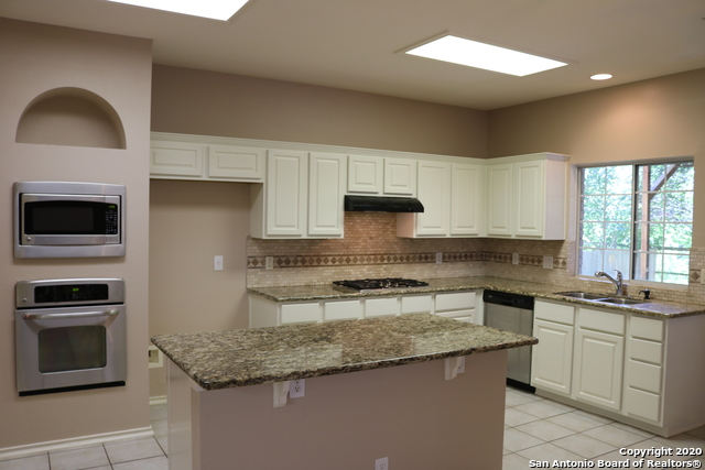 Image 8 of 41 For 18306 Beargrass Ct