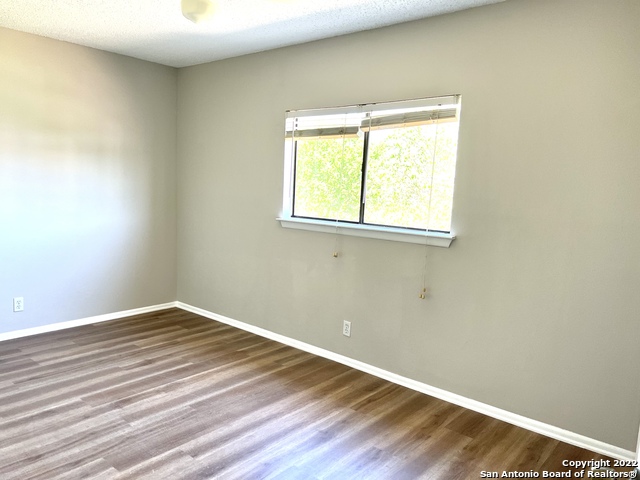 Image 8 of 10 For 8174 Bent Meadow Dr