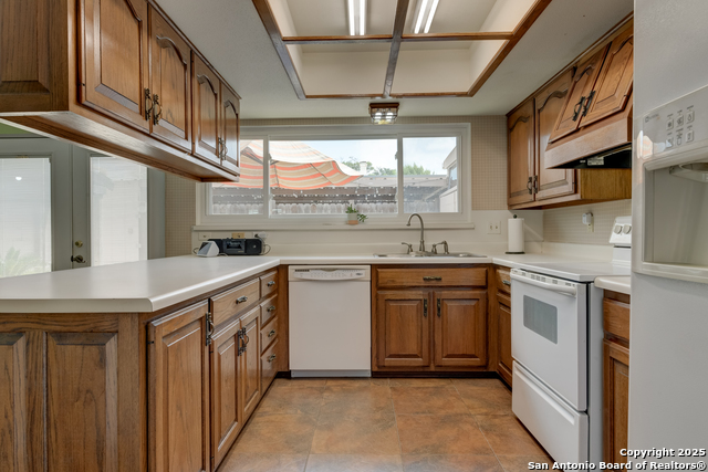 Image 11 of 26 For 6655 Crown Rdg