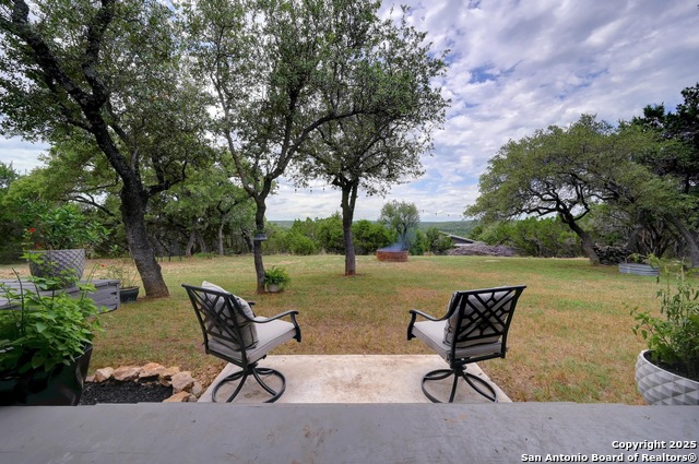 Listing photo id 0 for 1059 Stallion Springs