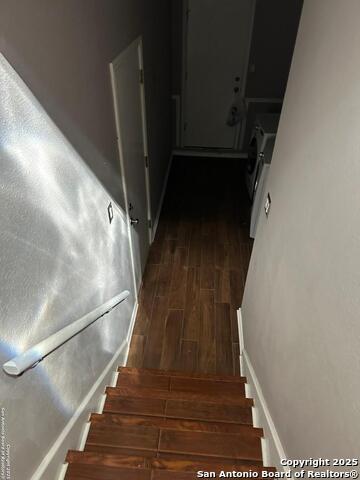 Image 17 of 58 For 6806 Arrow