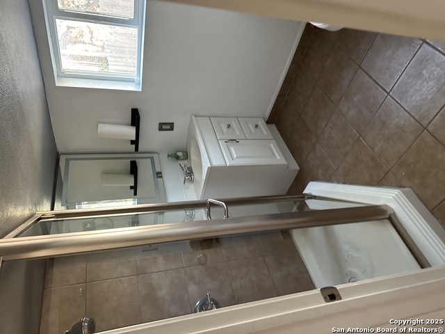 Image 25 of 58 For 6806 Arrow