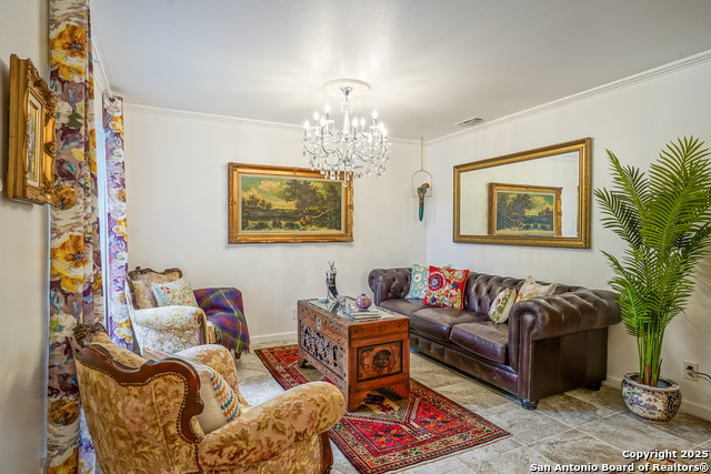 Image 14 of 85 For 505 Winfield Blvd