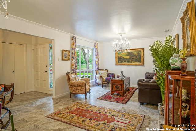 Image 17 of 85 For 505 Winfield Blvd