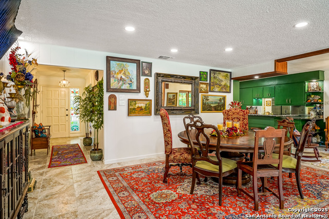 Image 33 of 85 For 505 Winfield Blvd