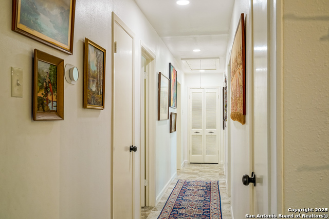 Image 36 of 85 For 505 Winfield Blvd