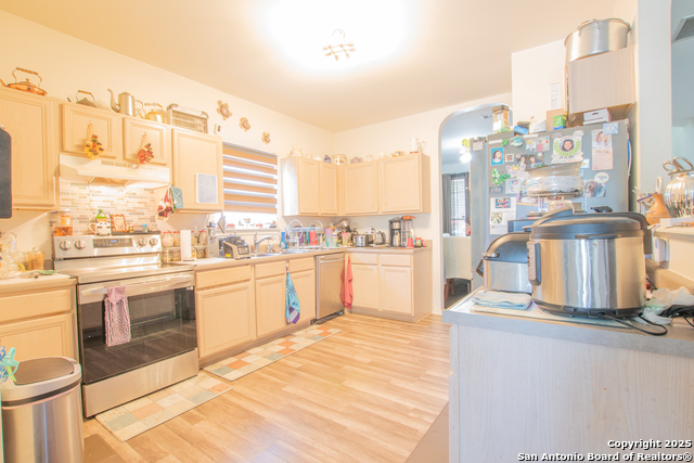 Image 24 of 34 For 9075-1 Foxgrove Way W
