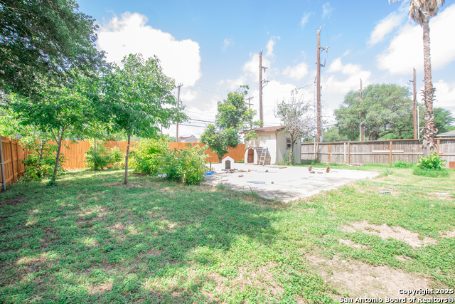 Image 32 of 34 For 9075-1 Foxgrove Way W