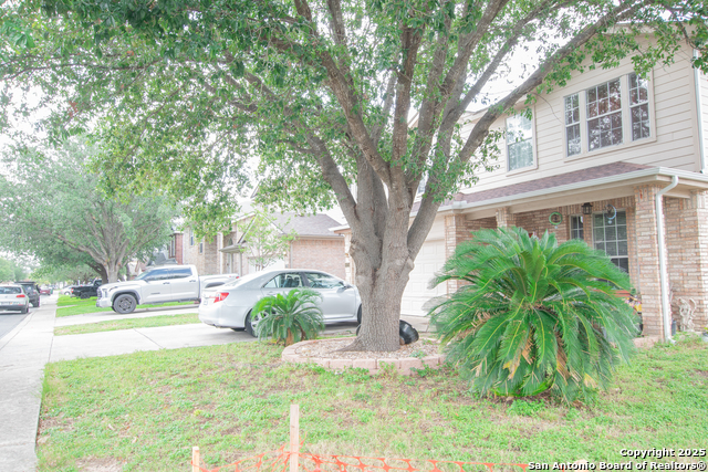 Image 5 of 34 For 9075-1 Foxgrove Way W