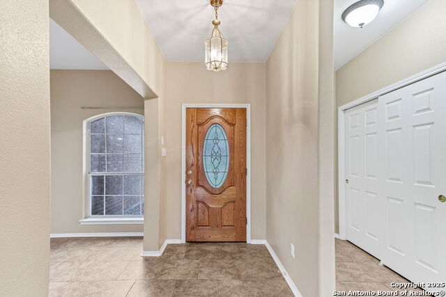 Image 4 of 40 For 2434 Trace Oak