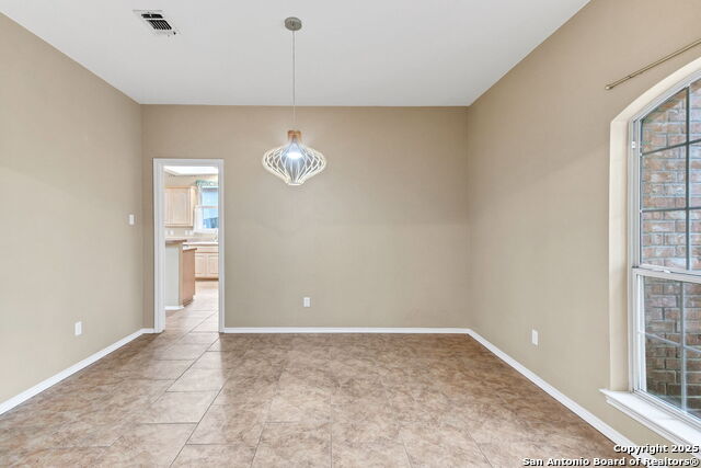 Image 6 of 40 For 2434 Trace Oak