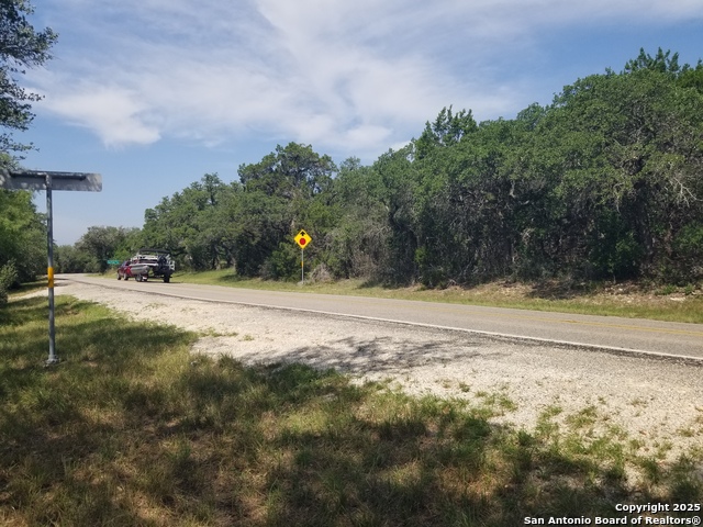 Listing photo id 34 for 9200 Park Road 37
