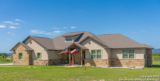 Details for 919 Pinto Cyn, Bandera, TX 78003