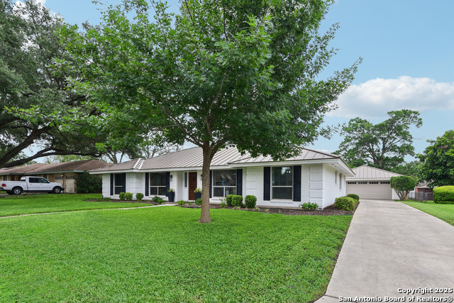 Image 11 of 75 For 662 Weatherly Drive