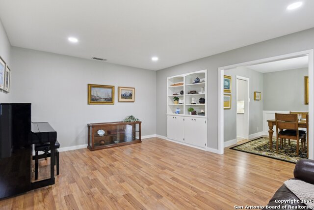 Image 19 of 75 For 662 Weatherly Drive