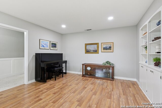 Image 21 of 75 For 662 Weatherly Drive