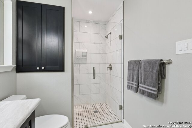 Image 43 of 75 For 662 Weatherly Drive
