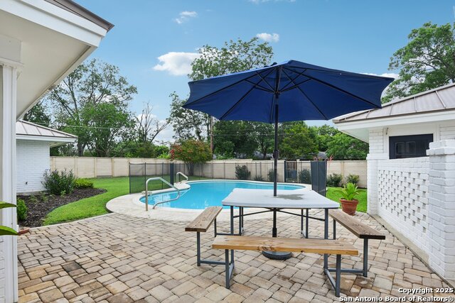 Image 9 of 75 For 662 Weatherly Drive